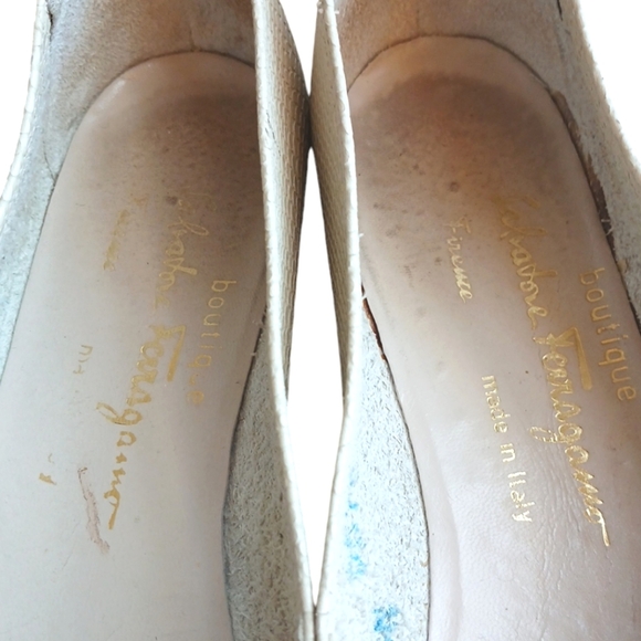 Ferragamo Snake Embossed Cream Leather Flats Size 8.5 - Picture 4 of 10